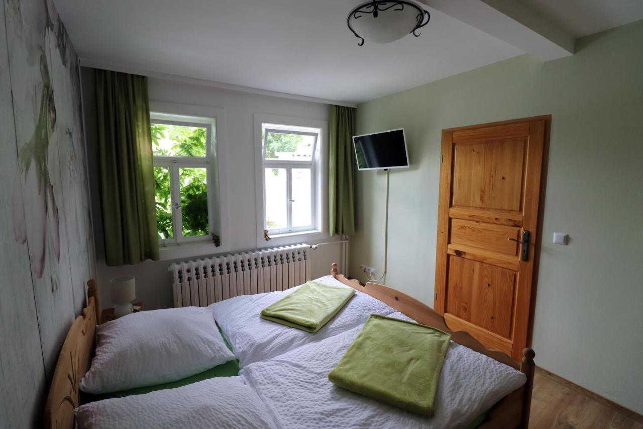 Ferienwohnung Zum Rotem Karpfen 埃尔福特 外观 照片